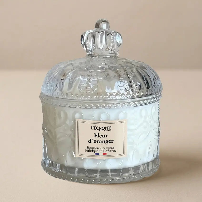 Bougie parfumée artisanale dans sa bonbonnière