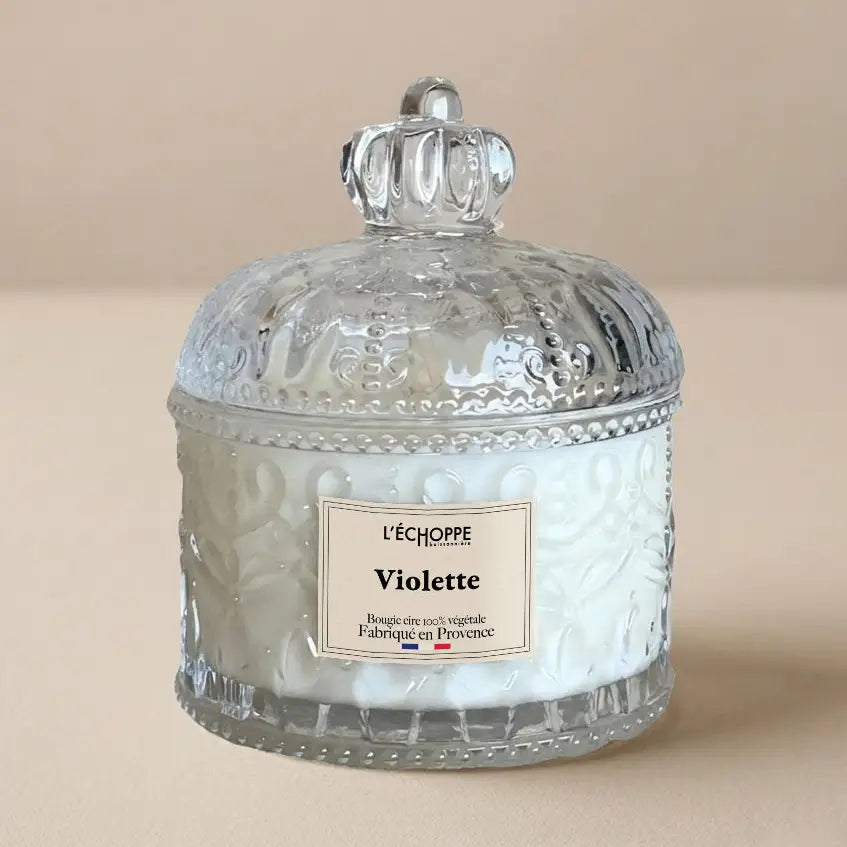 Bougie parfumée artisanale dans sa bonbonnière